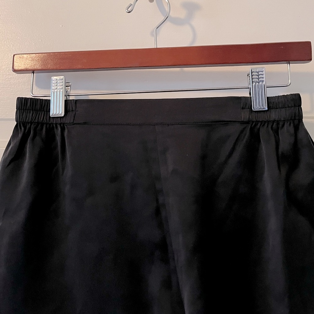 Lunya Washable Silk Shorts - S - Picture 4 of 9